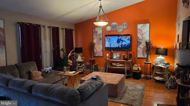 9104 TRUMPS HILL RD, Upper Marlboro, MD 20772