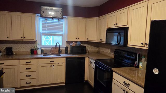 9104 TRUMPS HILL RD, Upper Marlboro, MD 20772