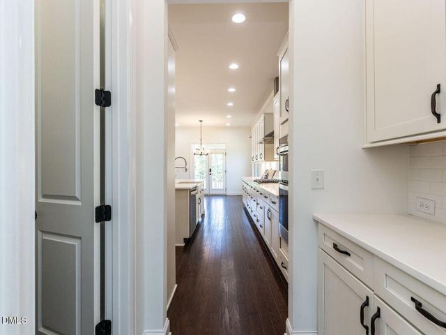 817 Nijinski Way, Cary, NC 27519