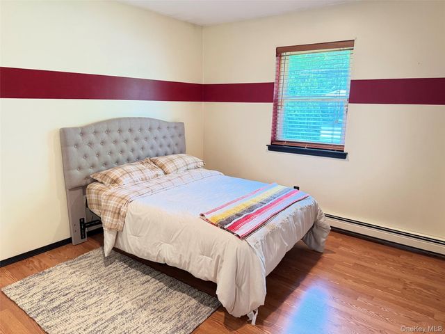 147 Hounslow Road, Shirley, NY 11967
