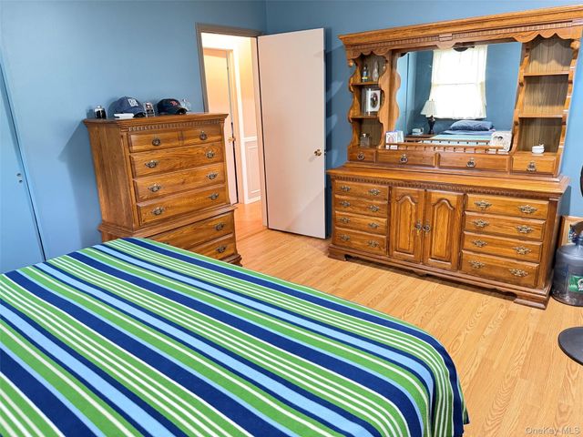 147 Hounslow Road, Shirley, NY 11967