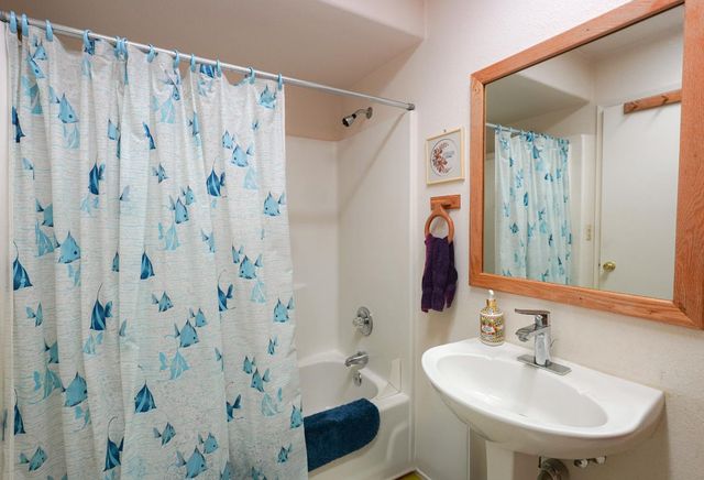 5990 Sugar Pine Dr, Coulterville, CA 95311