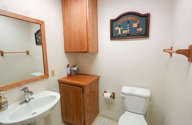 5990 Sugar Pine Dr, Coulterville, CA 95311