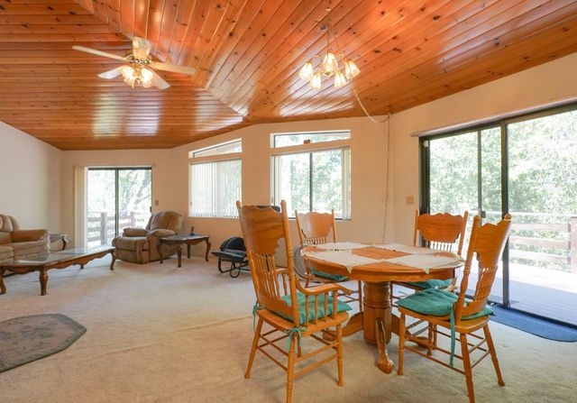 5990 Sugar Pine Dr, Coulterville, CA 95311