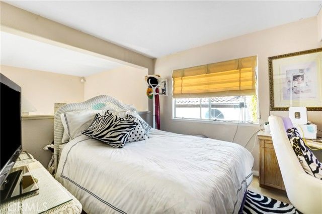 3739 Calle Jazmin, Calabasas, CA 91302