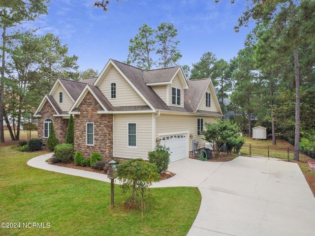 108 Hammerstone Circle, Whispering Pines, NC 28327
