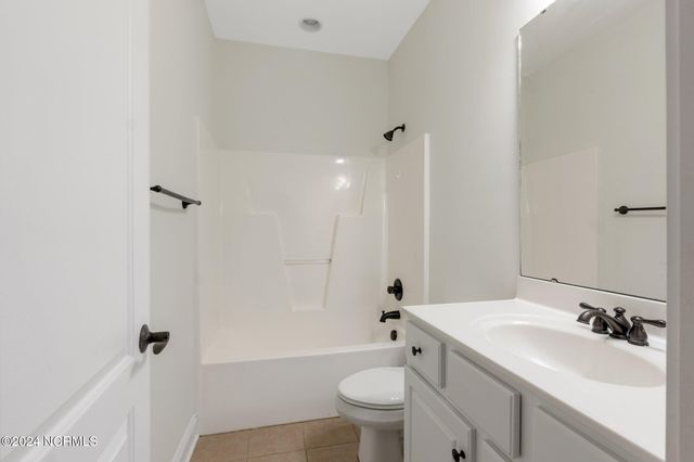 108 Hammerstone Circle, Whispering Pines, NC 28327