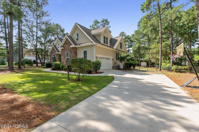 108 Hammerstone Circle, Whispering Pines, NC 28327