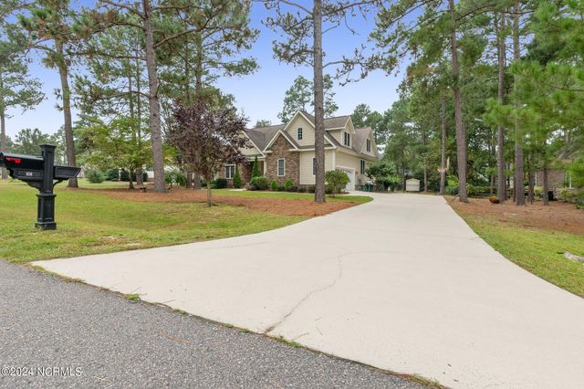 108 Hammerstone Circle, Whispering Pines, NC 28327