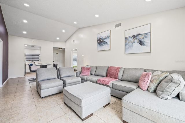 12311 CLOVERSTONE DRIVE, Tampa, FL 33624