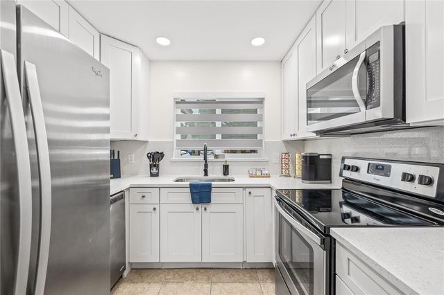 12311 CLOVERSTONE DRIVE, Tampa, FL 33624