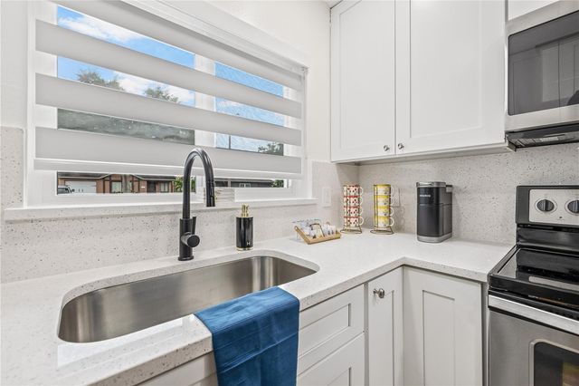 12311 CLOVERSTONE DRIVE, Tampa, FL 33624