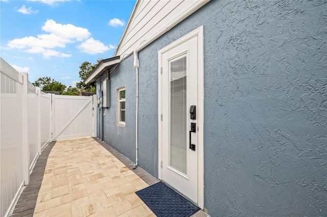 12311 CLOVERSTONE DRIVE, Tampa, FL 33624