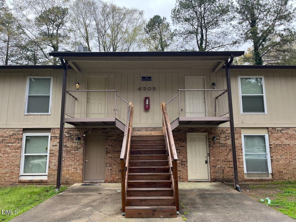 4205 Greencastle Court D, Raleigh, NC 27604