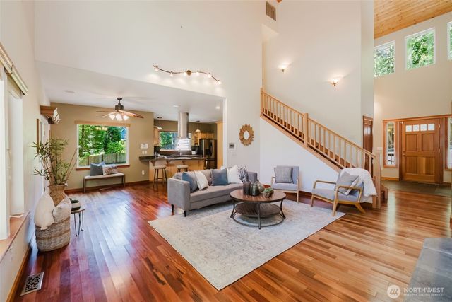5182 Phillips Road SE, Port Orchard, WA 98367