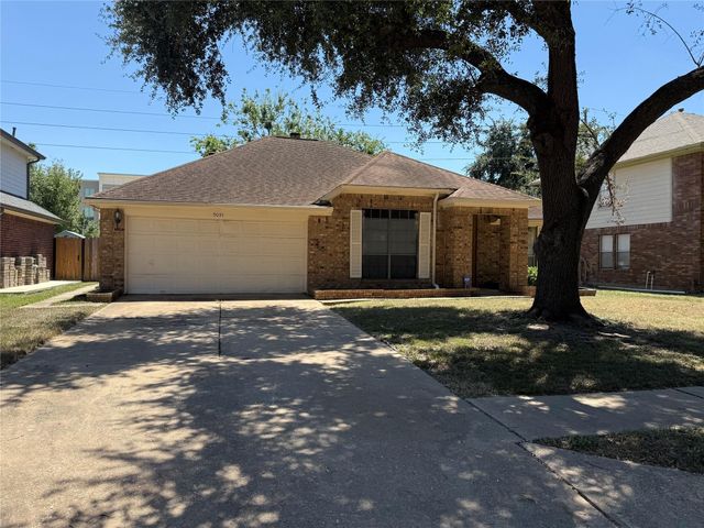 9035 Waving Fields Drive, Houston, TX 77064
