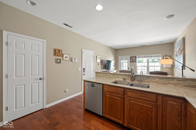 15532 Crofton Place, Westfield, IN 46074