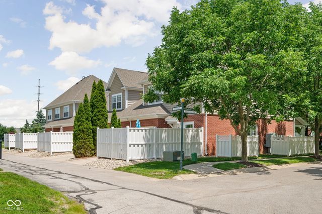 15532 Crofton Place, Westfield, IN 46074