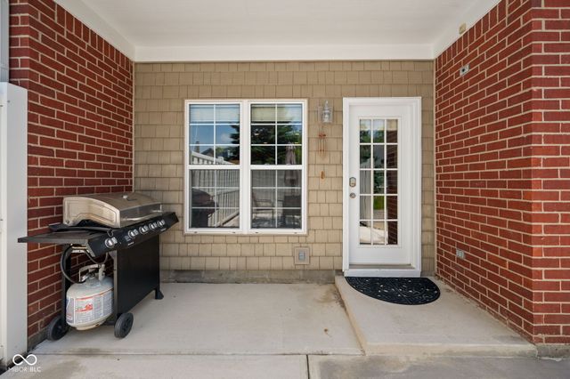 15532 Crofton Place, Westfield, IN 46074