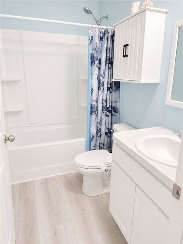 1001 Blossom Drive, Sebastian, FL 32958