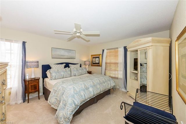 7050 Barrington CIR 201, Naples, FL 34108