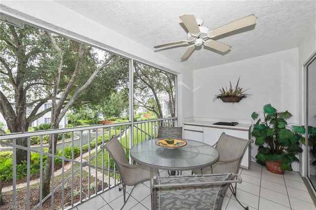 7050 Barrington CIR 201, Naples, FL 34108