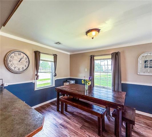 706 E Centennial Drive, Pittsburg, KS 66762