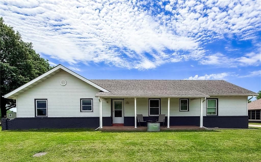 706 E Centennial Drive, Pittsburg, KS 66762