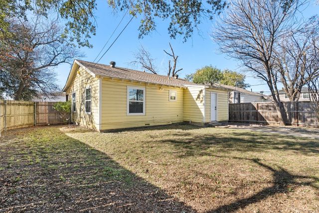 2739 Livingston Avenue, Fort Worth, TX 76110