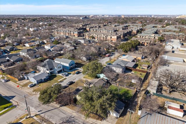 2739 Livingston Avenue, Fort Worth, TX 76110