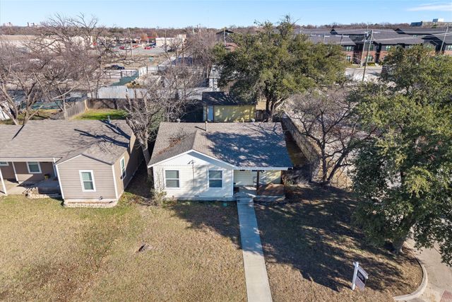 2739 Livingston Avenue, Fort Worth, TX 76110