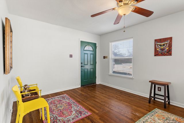 2739 Livingston Avenue, Fort Worth, TX 76110