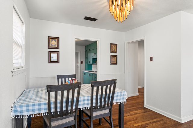 2739 Livingston Avenue, Fort Worth, TX 76110