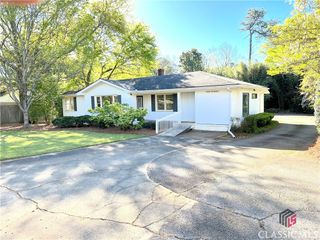 515 Gaines School Road, Athens, GA 30605