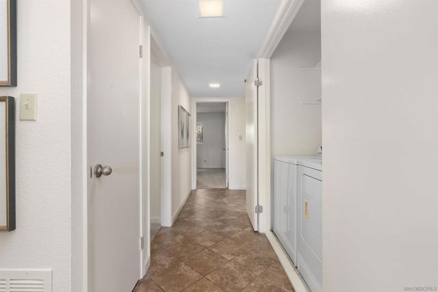 7780 PARKWAY DR 1101, La Mesa, CA 91942
