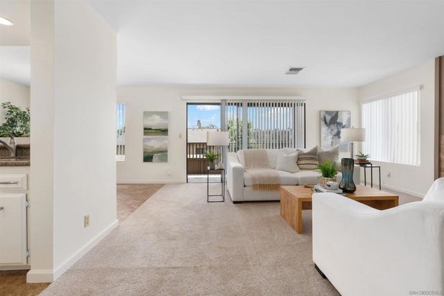 7780 PARKWAY DR 1101, La Mesa, CA 91942