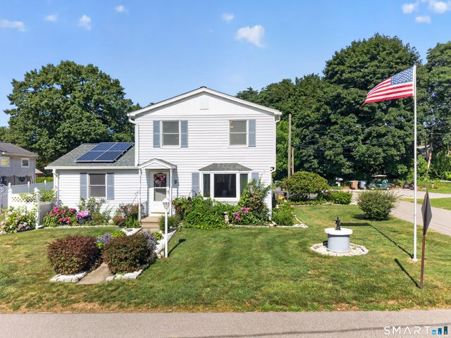 9 West Road, East Lyme, CT 06357