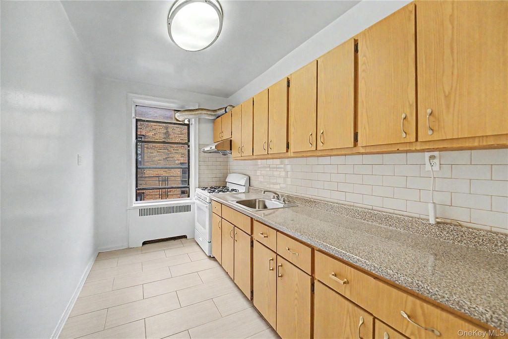 14416 35th Avenue 6A, Flushing, NY 11354 — photo 4