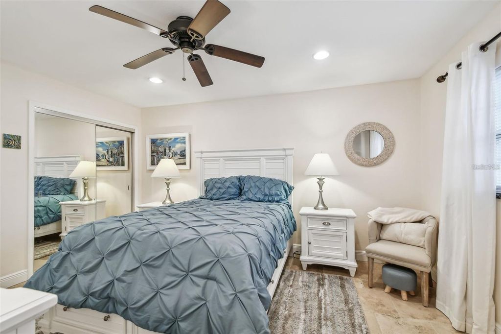 Image 9 of property listing at 8829 BAY POINTE DRIVE 205, Tampa, FL 33615