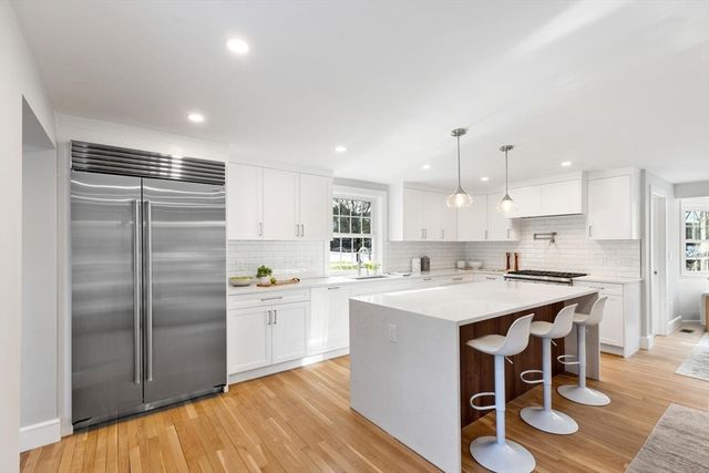 1 Town Way, Winchester, MA 01890