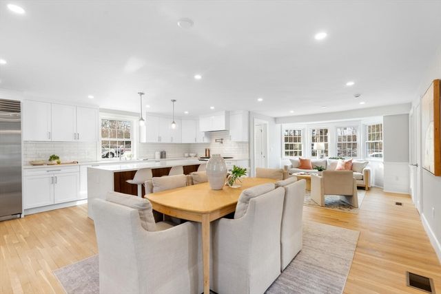 1 Town Way, Winchester, MA 01890