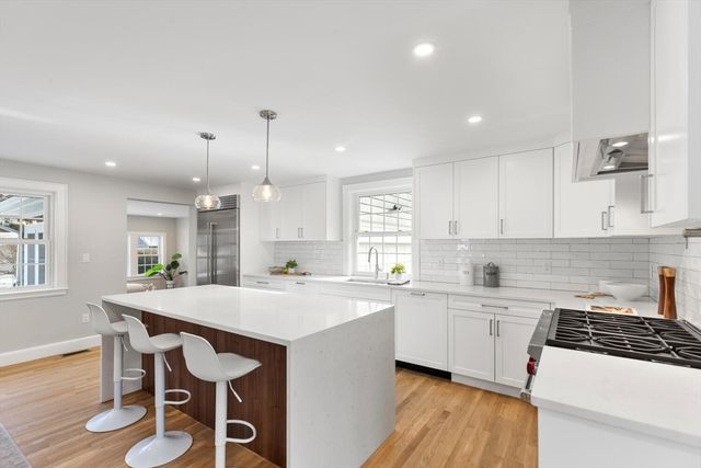 1 Town Way, Winchester, MA 01890