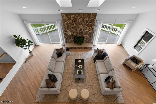 101 Rippling Brook Way, Bernardsville Boro, NJ 07924