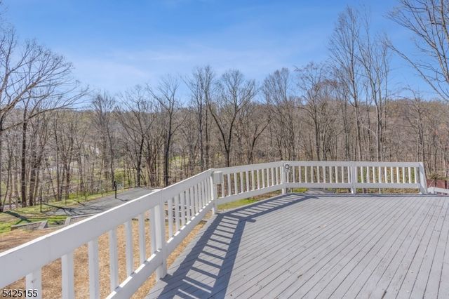 101 Rippling Brook Way, Bernardsville Boro, NJ 07924