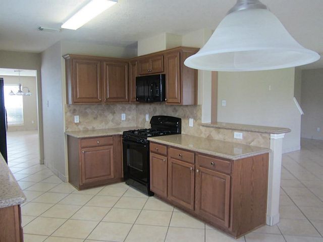11227 Chelsea Oak Street, Houston, TX 77065