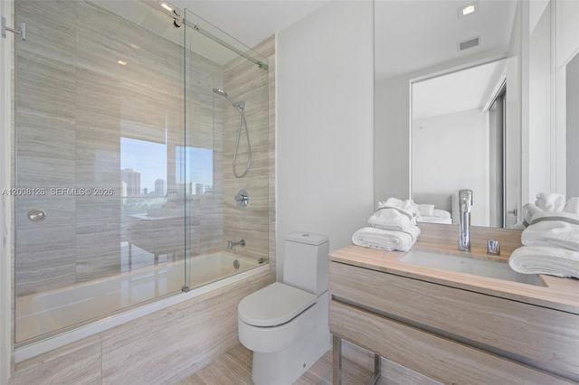 18975 Collins Ave 700, Sunny Isles Beach, FL 33160