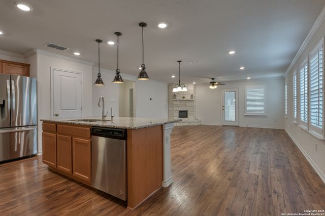 11125 Charismatic, San Antonio, TX 78245