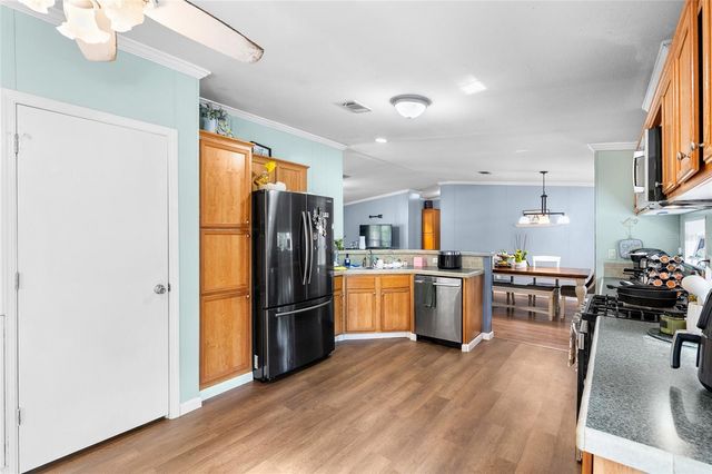 8742 BRAZIL, Zephyrhills, FL 33540