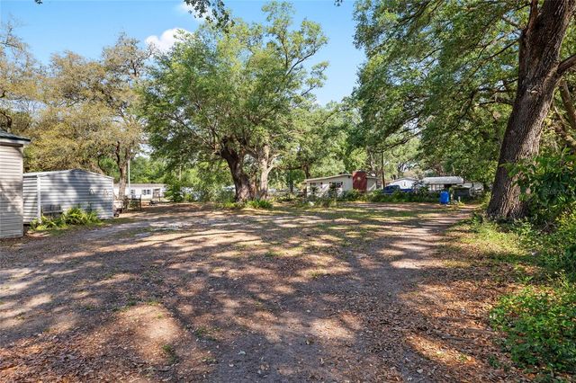 8742 BRAZIL, Zephyrhills, FL 33540