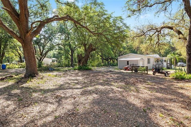 8742 BRAZIL, Zephyrhills, FL 33540